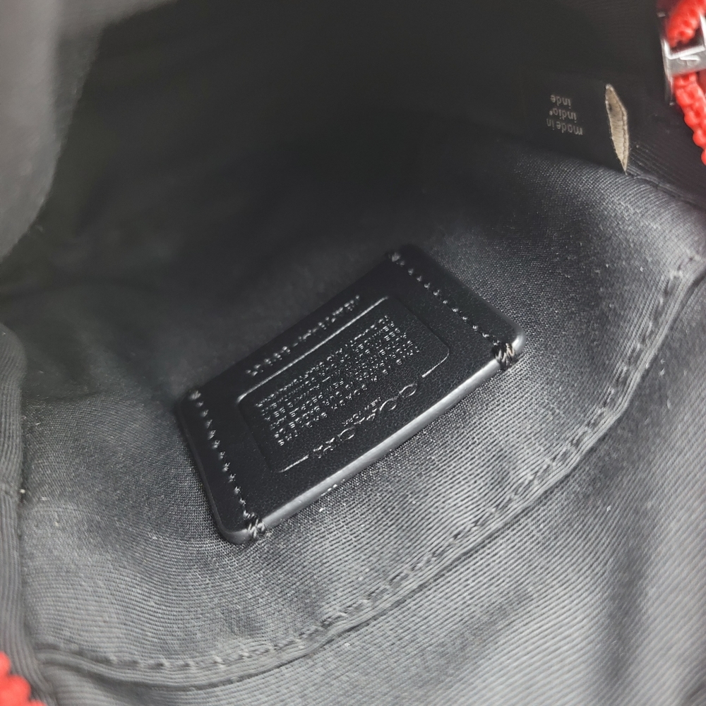 *FINAL PRICE**Rare* Coach Terrain Crossbody With Wavy Animal Print - Picture 8 of 11